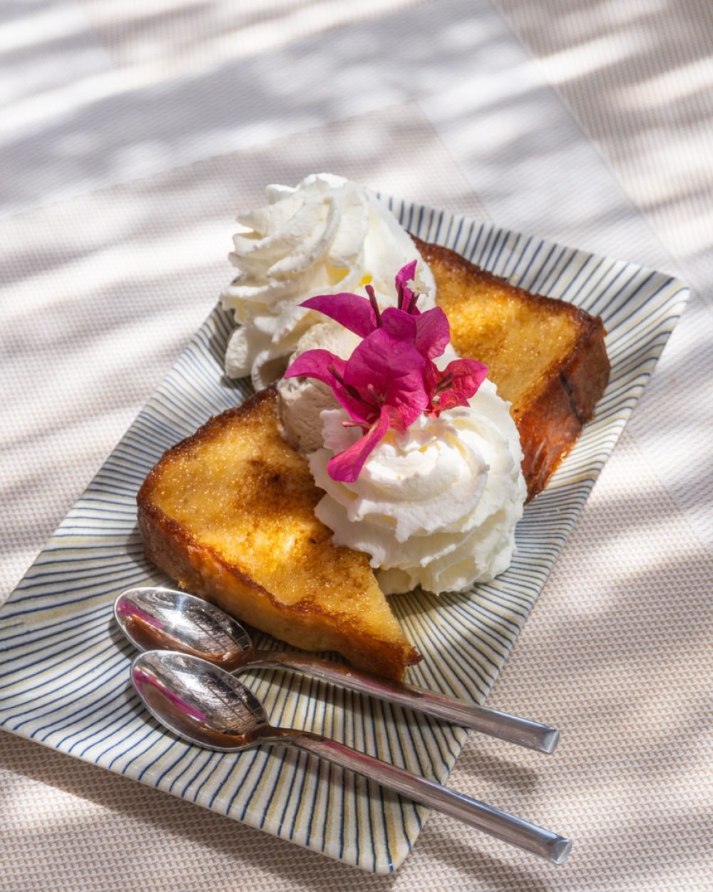 Desserts restaurant et beach bar pointe marin ( sud martinique ) BAO BEACH - flan coco, blanc mangé coco, pain perdu, café gourmand, sorbets, glaces , floup et crêpes